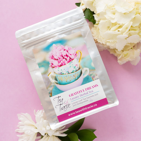 Grateful Dreams herbal tea pouch with white flowers